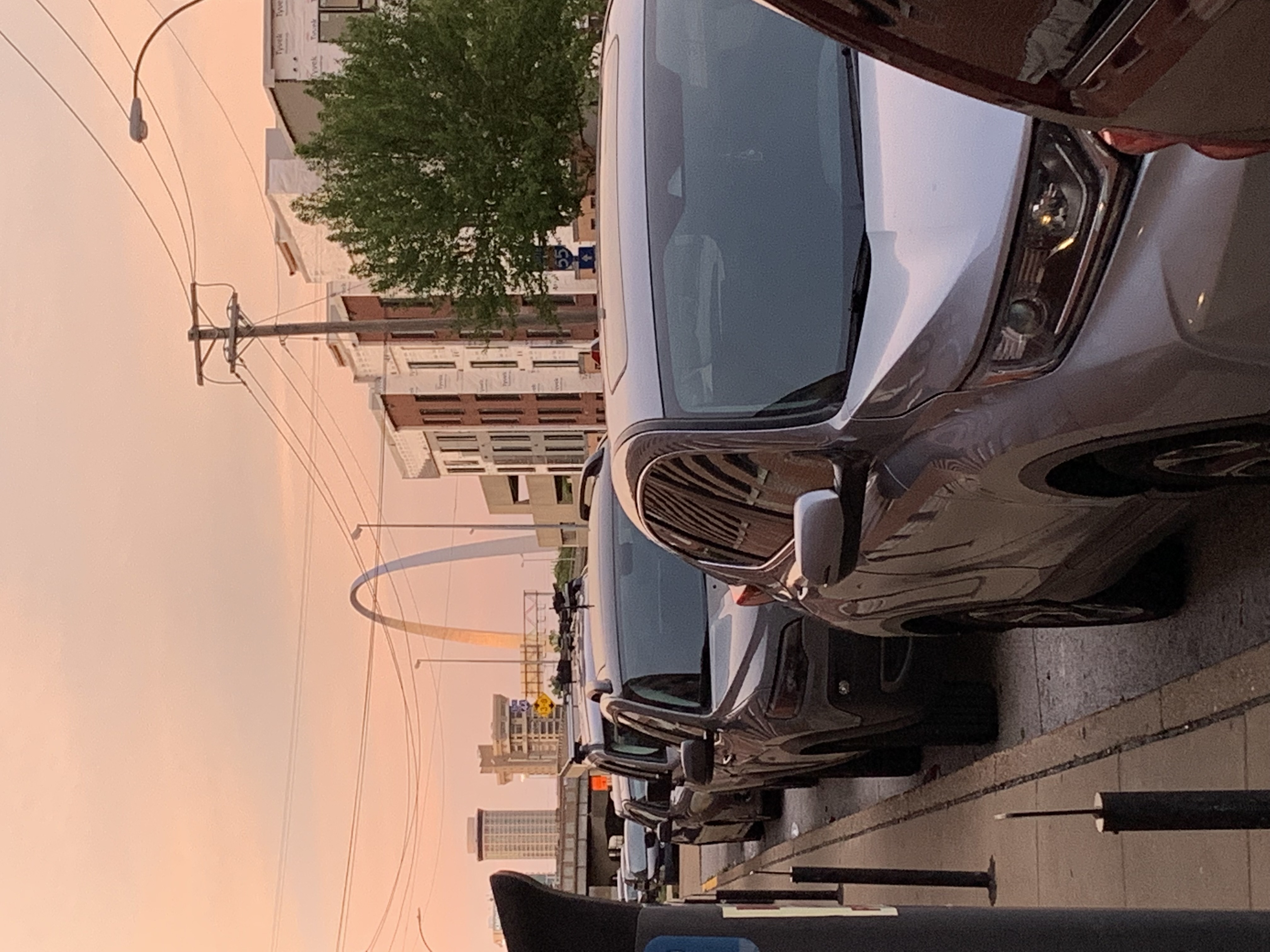 ./2022/06 - St Louis/02 - Day 2/20220522-201238380.JPG